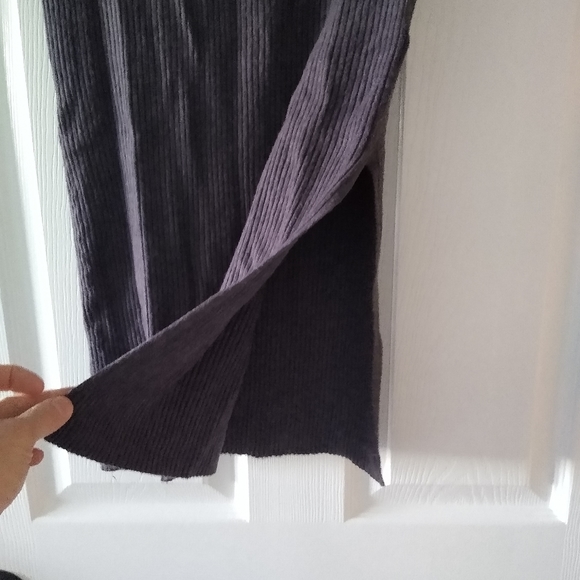 H&M Grey Fitted Skirt - Picture 4 of 5